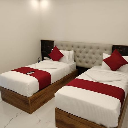 Mayuri Residency Hotel Attibele Buitenkant foto