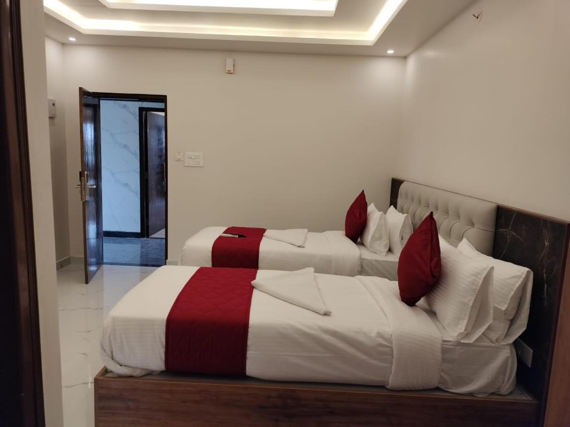 Mayuri Residency Hotel Attibele Buitenkant foto