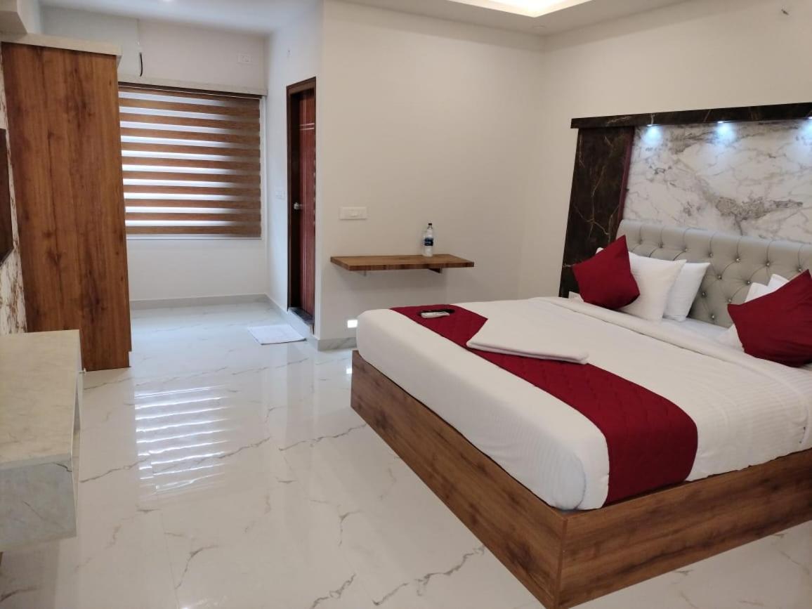 Mayuri Residency Hotel Attibele Buitenkant foto
